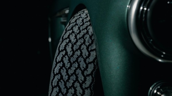 Легендарный родстер Austin-Healey 100 вернувшийся в рестомоде от Caton