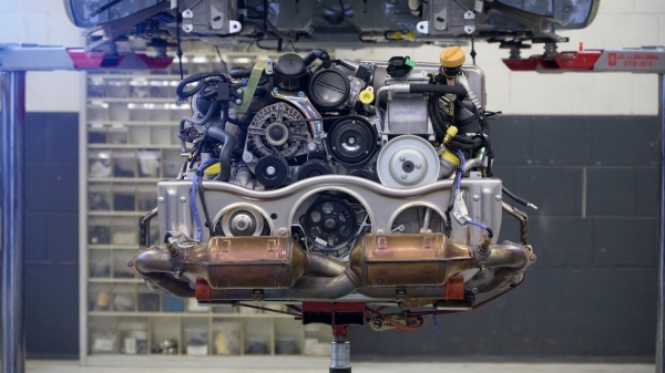 Porsche 911 Classic Club Coupe: заводской рестомод на базе купе непопулярного поколения Porsche 911 Classic Club Coupe: заводской рестомод на базе купе непопулярного поколения