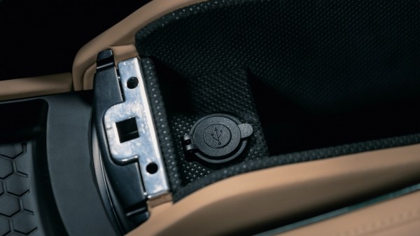 Легендарный родстер Austin-Healey 100 рестомод Caton