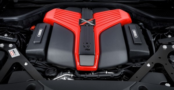 Brabus 700 на базе Rolls-Royce Ghost: форсированный мотор и щедрая доза углепластика Brabus 700 на базе Rolls-Royce Ghost: форсированный мотор и щедрая доза углепластика