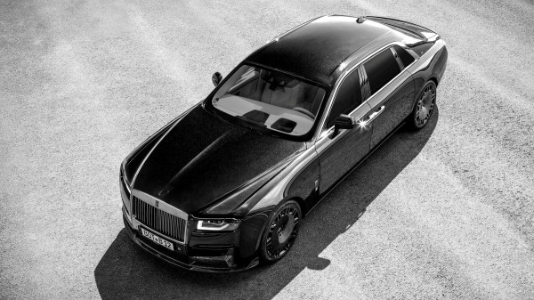 Brabus 700 на базе Rolls-Royce Ghost: форсированный мотор и щедрая доза углепластика Brabus 700 на базе Rolls-Royce Ghost: форсированный мотор и щедрая доза углепластика