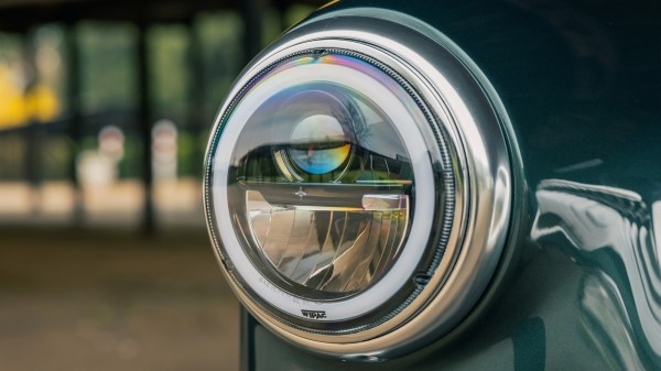 Легендарный родстер Austin-Healey 100 вернувшийся в рестомоде от Caton