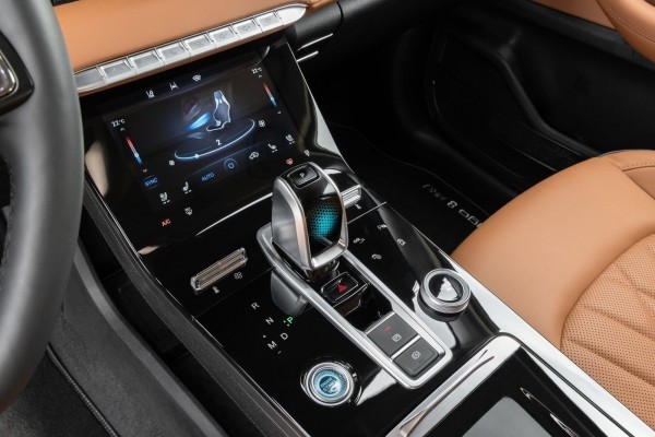 Полный привод, самый мощный мотор и силы в запасе: первый тест Chery Tiggo 8 PRO MAX Полный привод, самый мощный мотор и силы в запасе: первый тест Chery Tiggo 8 PRO MAX