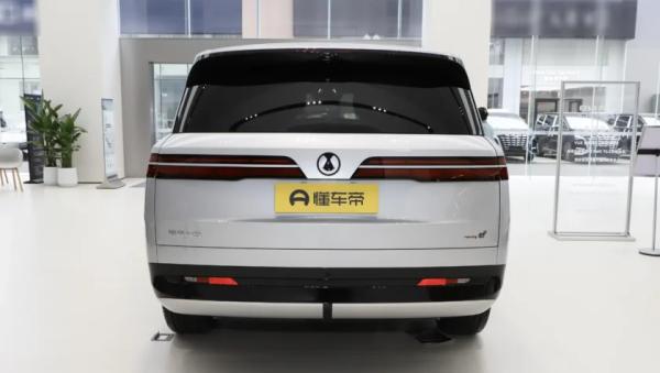 BYD Denza 8L: новый шестиместный кроссовер от дочернего бренда BYD. Конкурент Li Auto L8. Фото, характеристики и предварительные цены 35 015d3e67daa28f214aa5da951efcf0ea