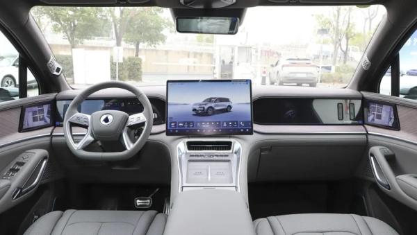 BYD Denza 8L: новый шестиместный кроссовер от дочернего бренда BYD. Конкурент Li Auto L8. Фото, характеристики и предварительные цены 22 01c1d851ef038643f74c12947c2b8bcc