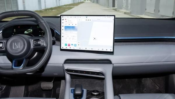 Zeekr 001 2026: легкий рестайлинг к новому модельному году — 900-вольтовая платформа, больше мощности. Фото, характеристики, цены и старт продаж 14 3ca41a1fbdde7a3584af75693c610568