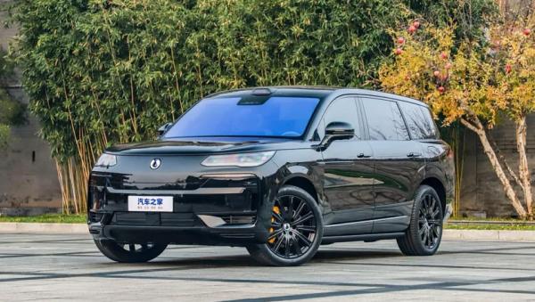 BYD Denza 8L: новый шестиместный кроссовер от дочернего бренда BYD. Конкурент Li Auto L8. Фото, характеристики и предварительные цены 16 43b39727f95b98902466b28c76cf207d