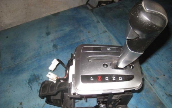 Переключение селектора передач АКПП на ходу