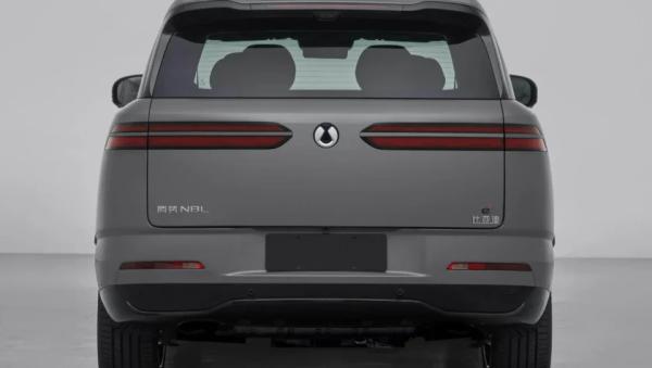 BYD Denza 8L: новый шестиместный кроссовер от дочернего бренда BYD. Конкурент Li Auto L8. Фото, характеристики и предварительные цены 10 78caf1736f129105b9e4e178274003e9