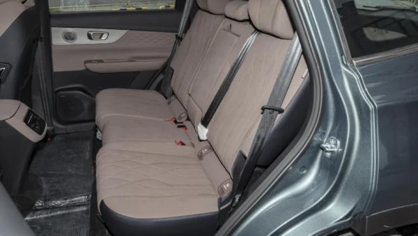 89ddc0fd03657f7bdf1019475f922811