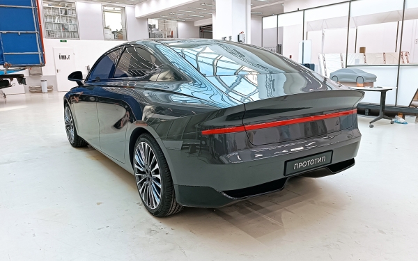  «Молния»: первый обзор нового российского седана 