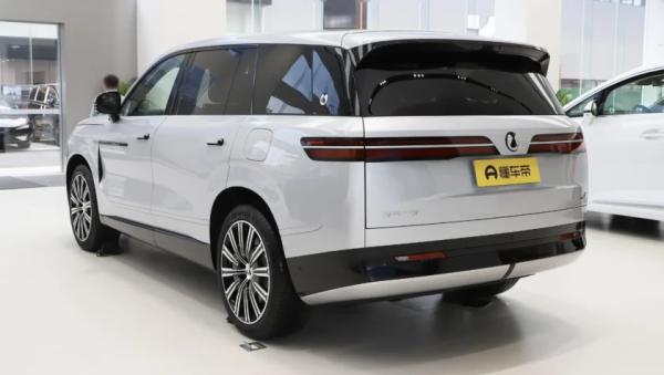 BYD Denza 8L: новый шестиместный кроссовер от дочернего бренда BYD. Конкурент Li Auto L8. Фото, характеристики и предварительные цены 21 d5bf4b70049c17a714369af4ee66d41e