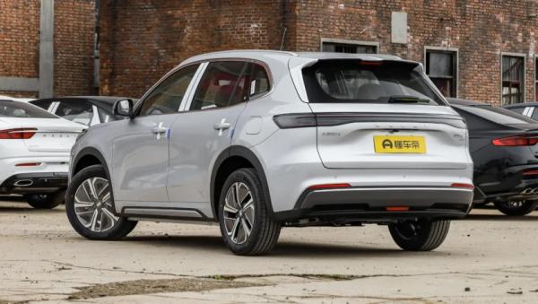 f8104d7b1f8e04dba885a11503a565ff