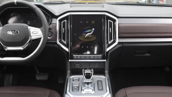 Sollers ST9 2025: цены и комплектации на переименованный JAC T9 ульяновской сборки — официальный старт продаж 27 a81c2f0f94725d7a85a7fe478b01f82e